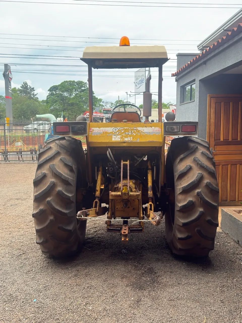 Trator CBT 8240 - Foto 3