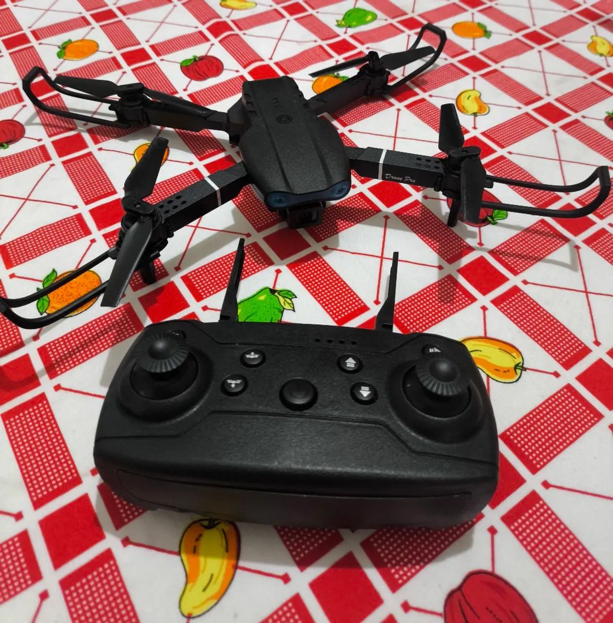 Drone Dobrável de Entrada com Case e Hélices Reservas  - Foto 4