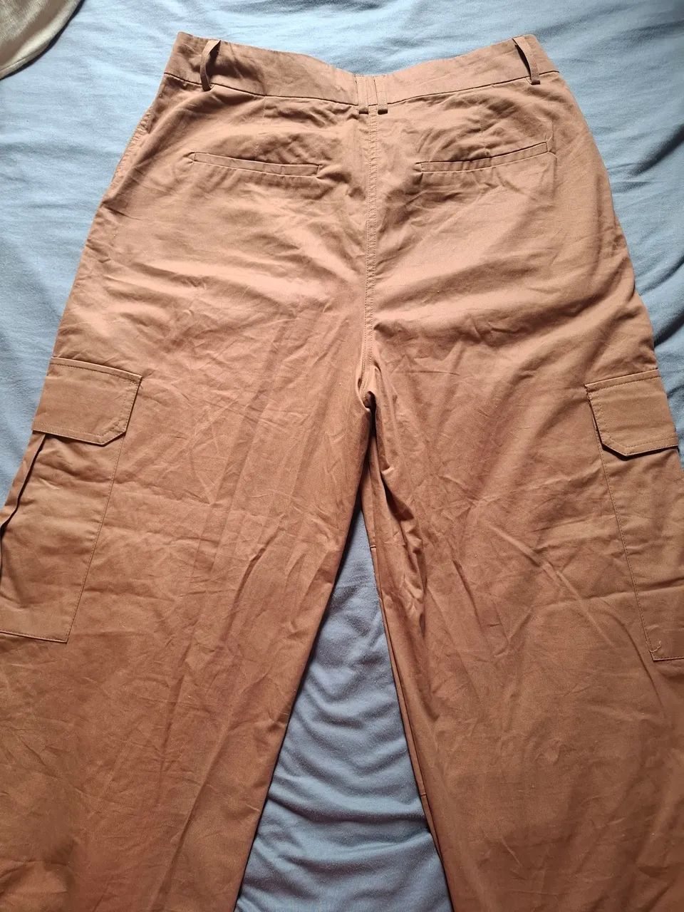 calça cargo marron hering tamanho 44 - Foto 2