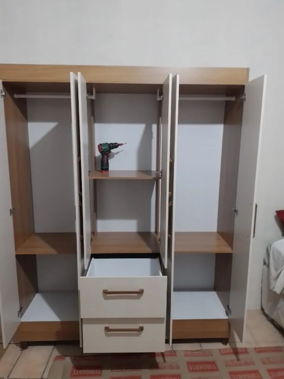 Renove Seu Quarto com um Guarda-Roupa Feito para Durar - Foto 2
