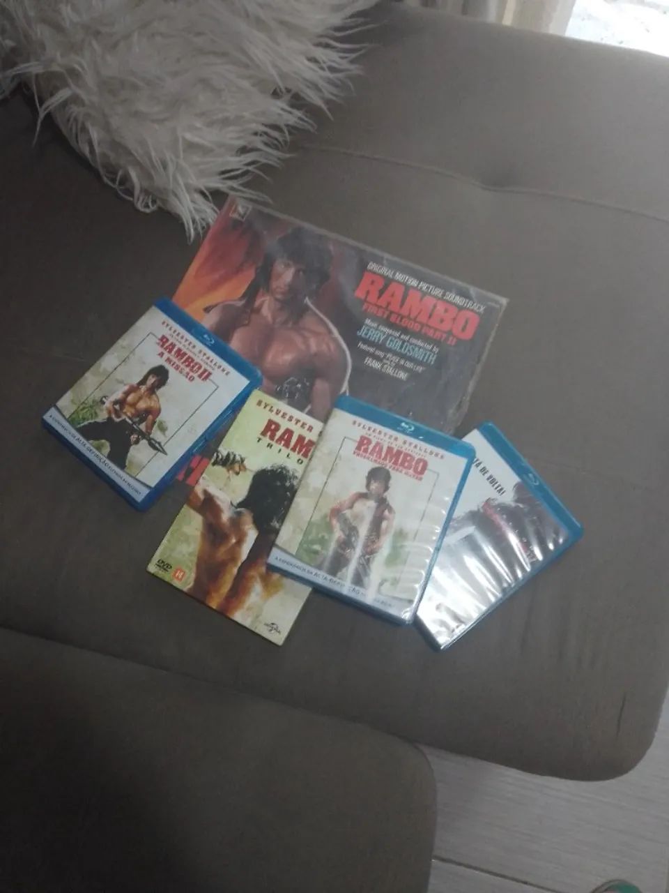 DVDs - DVD, Blu-Ray e Vídeo Cassete - Bosque dos Eucaliptos, São