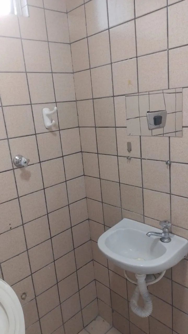Sala comercial na Av Epitácio Pessoa - Foto 5