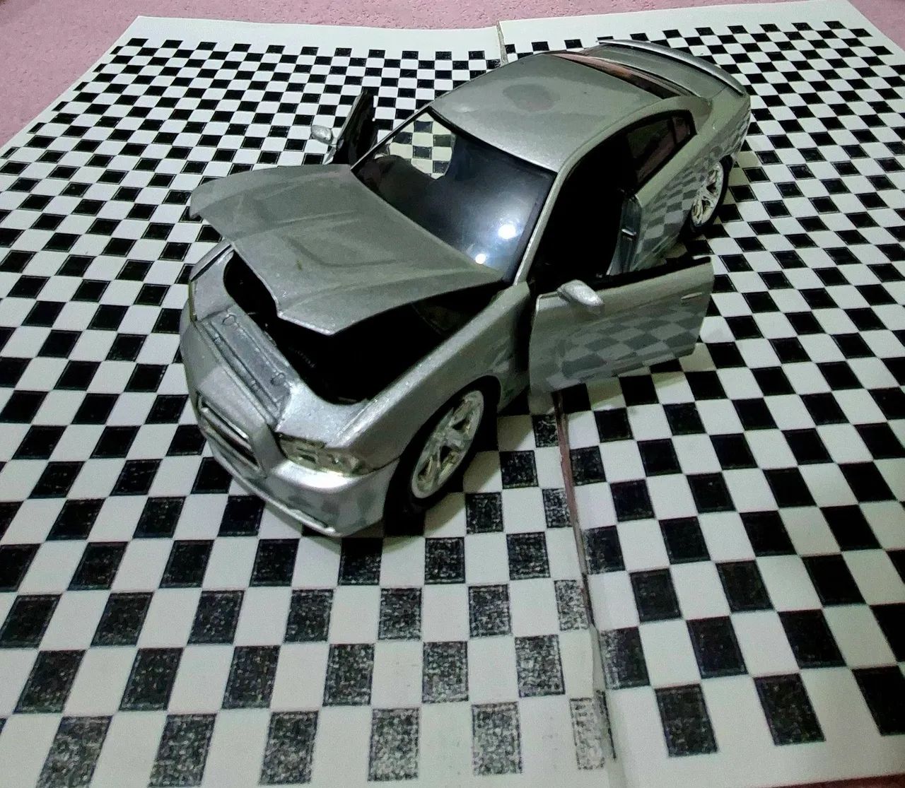 Miniatura 1/24 Dodge Charger - Foto 4