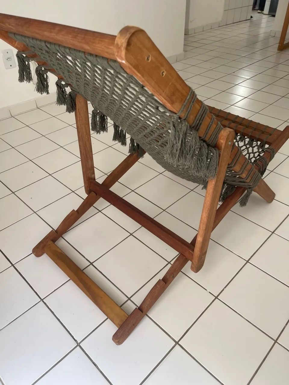 Espreguiçadeiras em madeira maciça 