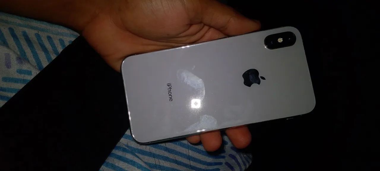 Troco iPhone xr ou vendo - Foto 2