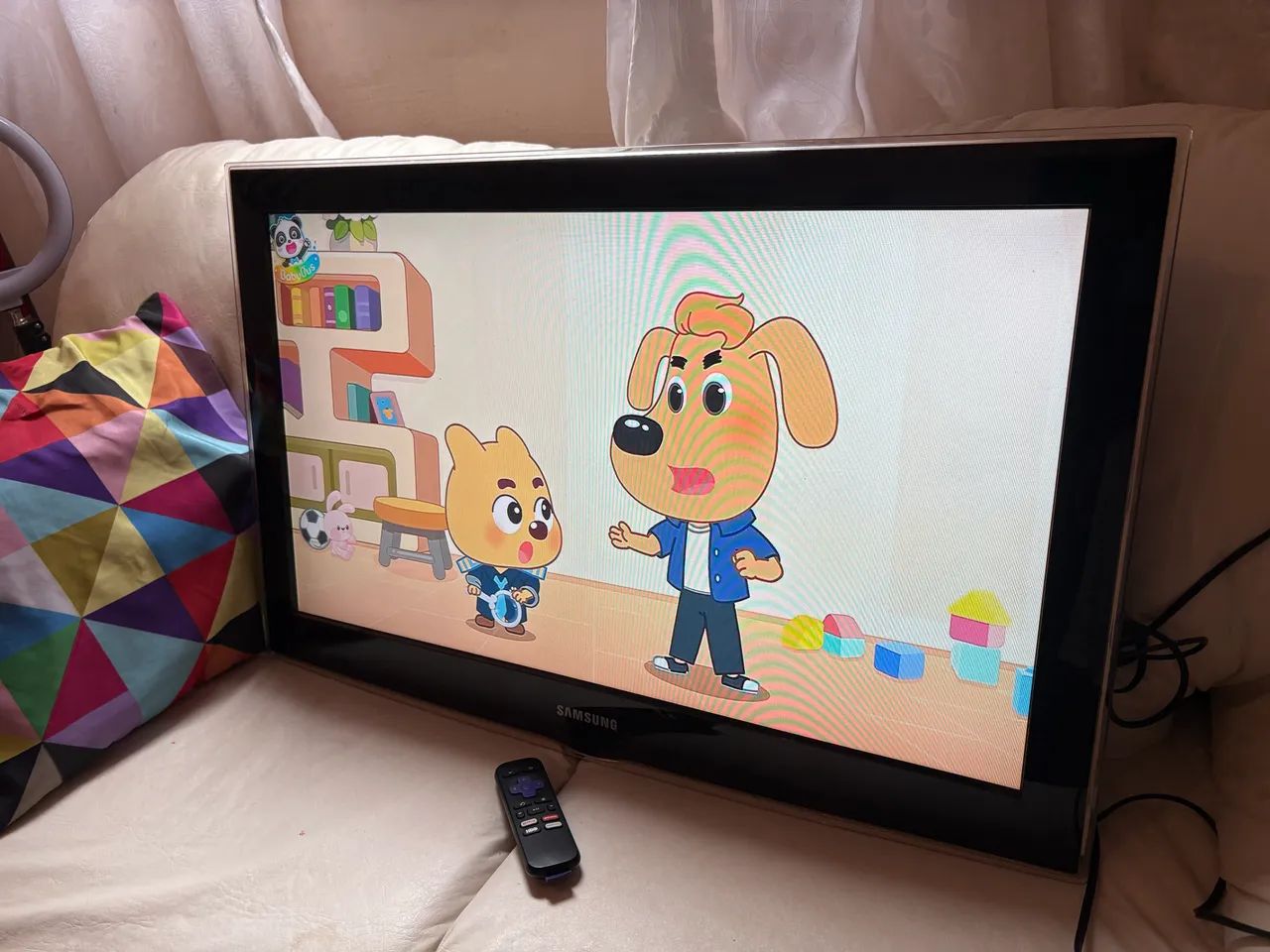 Tv Samsung 32P+Roku Smart entrego aceito cartão  - Foto 5