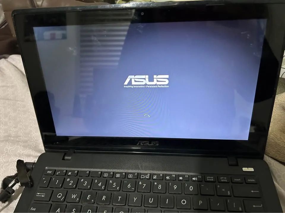 Notebook Azus - Foto 3
