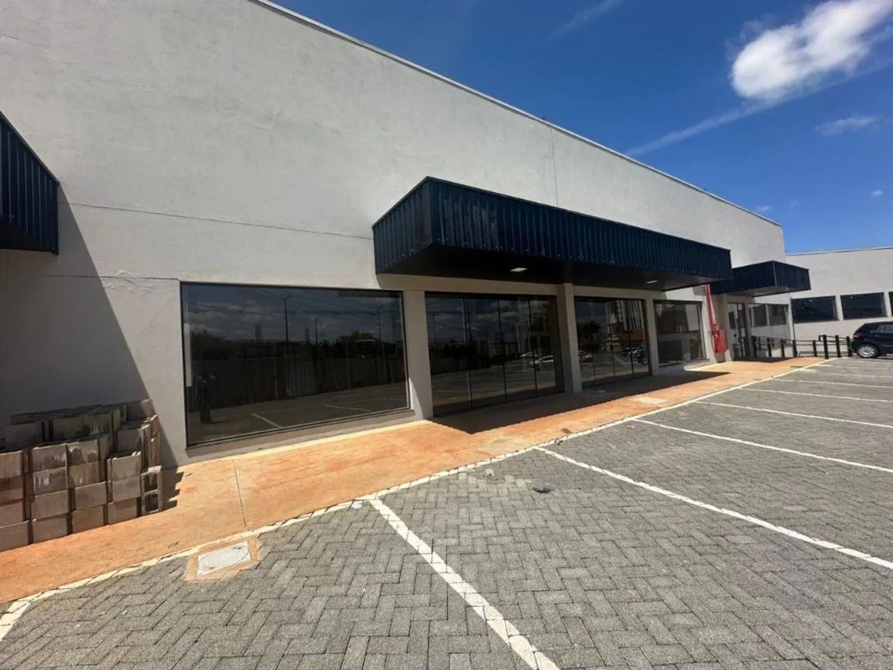 Sala para alugar em Sumaré, Jardim Morumbi (Nova Veneza), com 160.5 m² - Foto 2