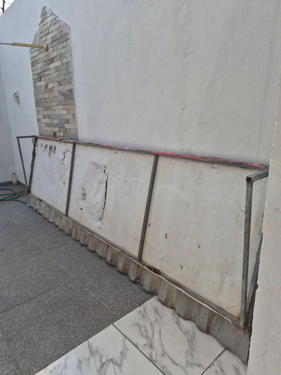 Toldo de lona e alumínio 3.37 comp. E largura 1.08