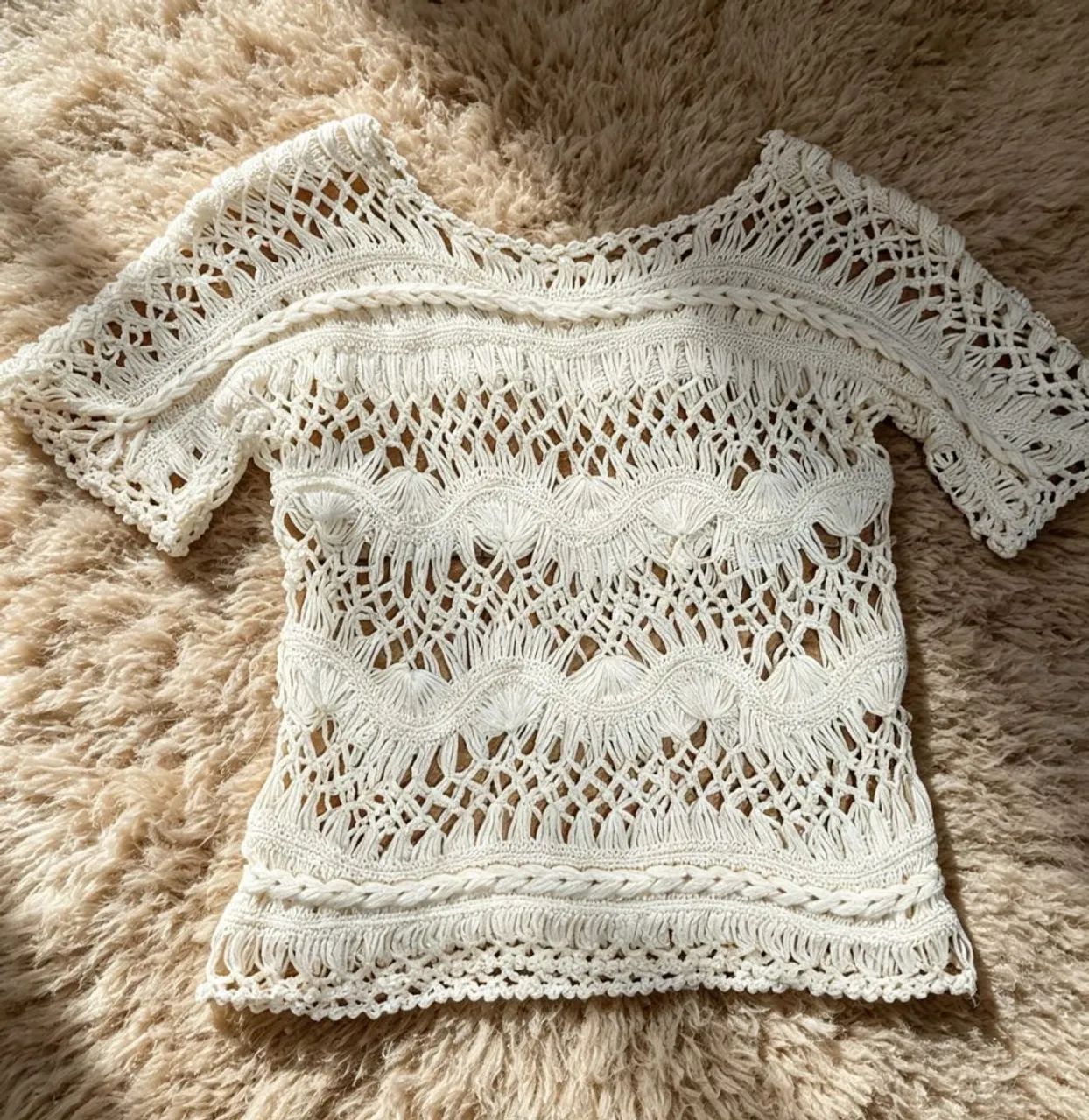 Blusa com ponto macramê