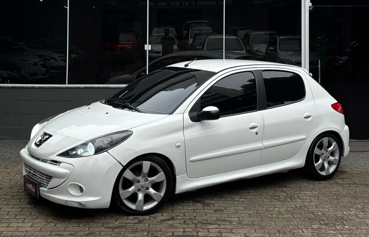 Peugeot 207 207 XR 1.4 FLEX 8V 5P 2012