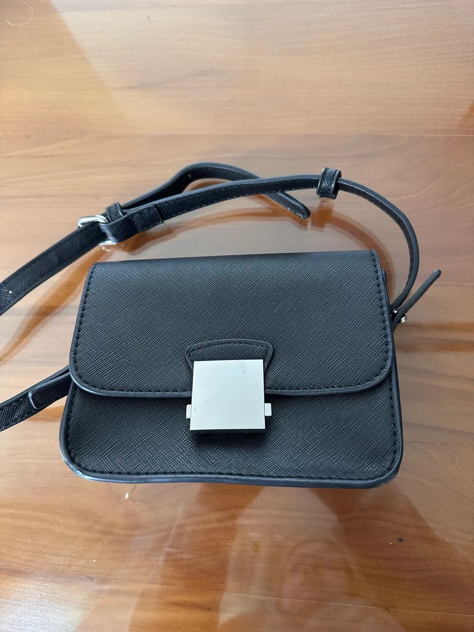 Bolsa zara basics