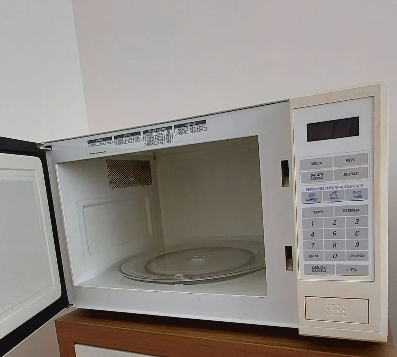 Micro-ondas Continental 28 litros - Foto 2