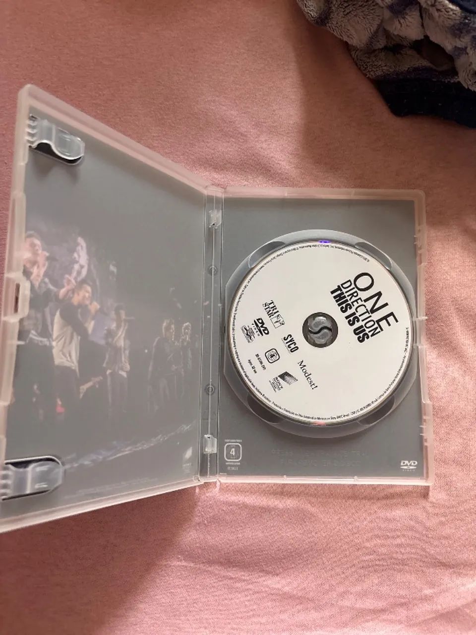 DVD One Direction This is Us - Foto 2