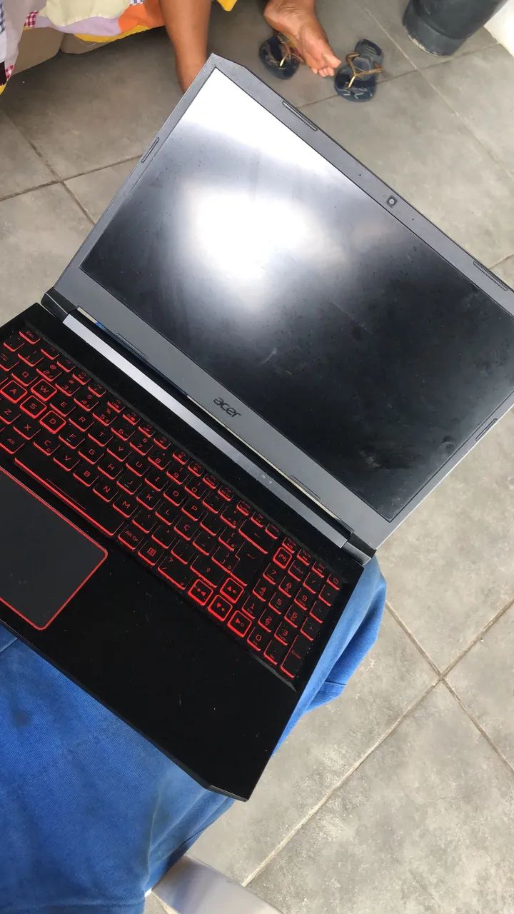 Vende-se notebook gamer