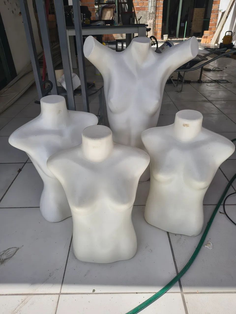 Vendo manequins p sua loja 