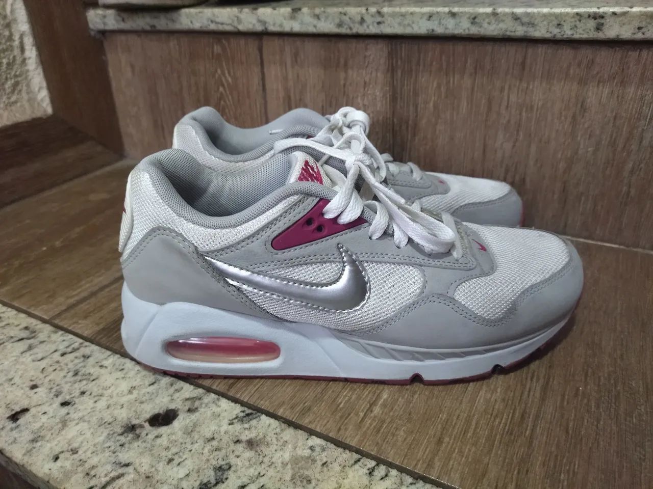 Tênis Nike Air Max correlato Tam 36 