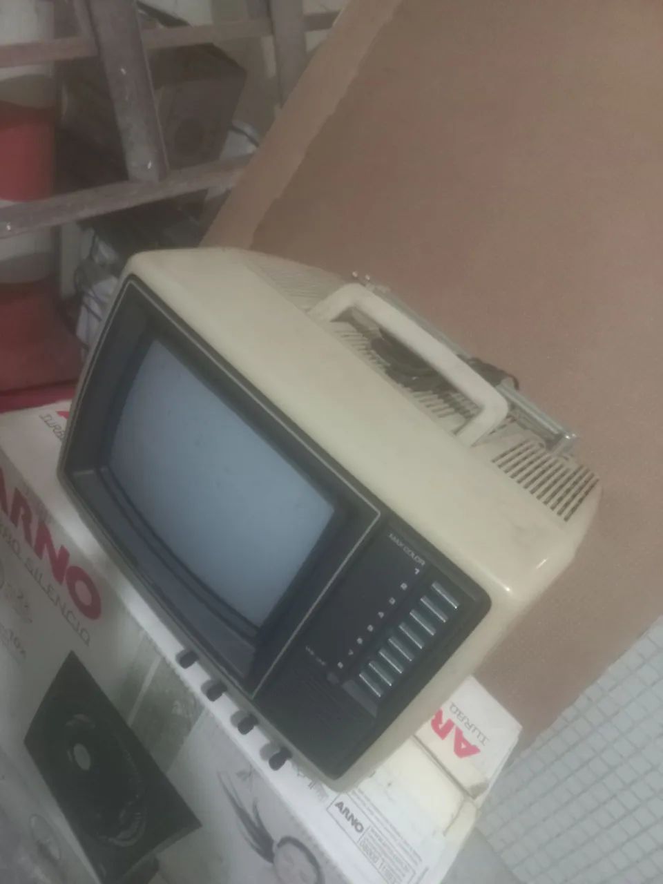Vendo TV semp  retro  - Foto 3