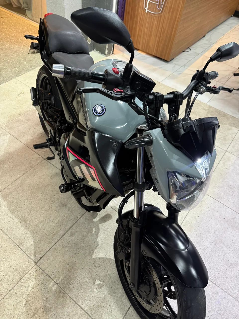 Xj6 2018 
