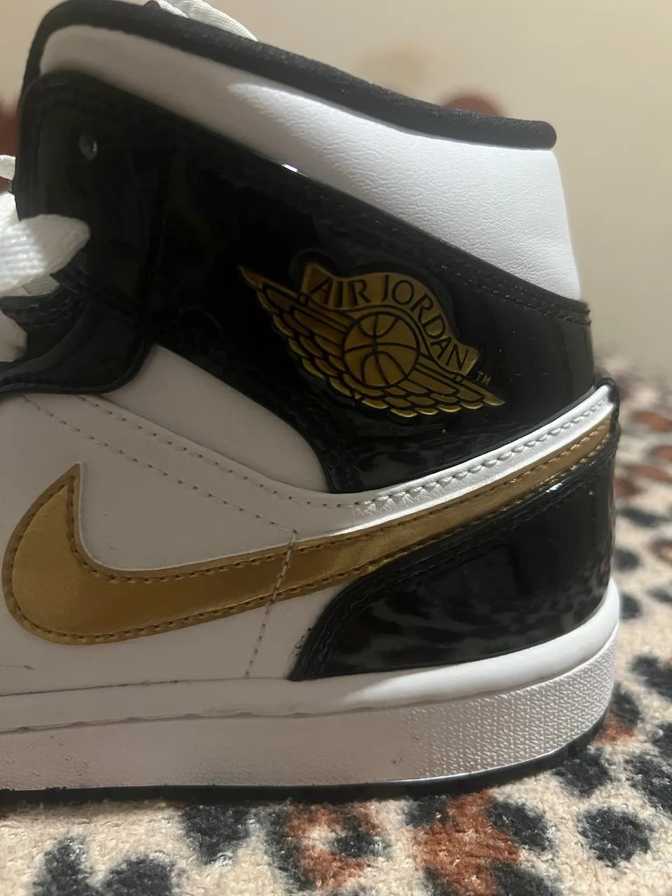 Tênis Nike air Jordan 1 mid  - Foto 2