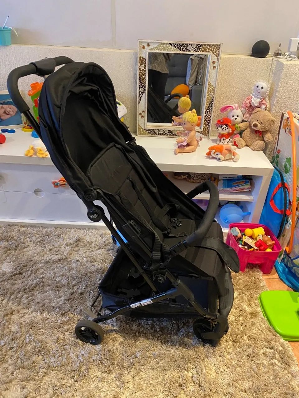 VENDO CARRINHO DE BEBÊ (NOVO)
