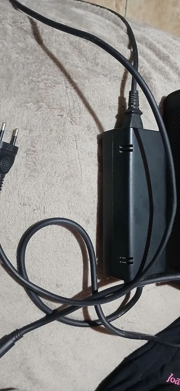 Xbox 360 E 500GB - Foto 2