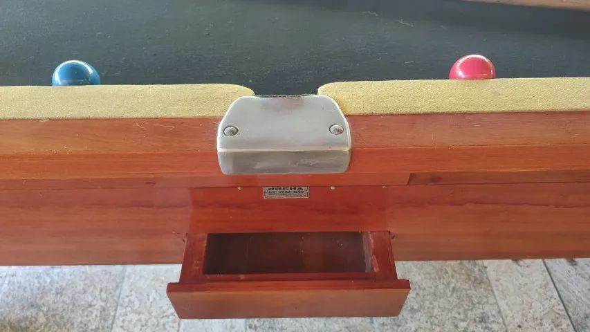 VENDO MESA DE SINUCA SEMI PROFISSIONAL - Foto 2