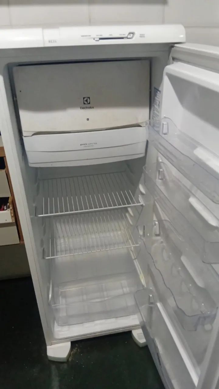 GELADEIRA Eletrolux - Foto 4