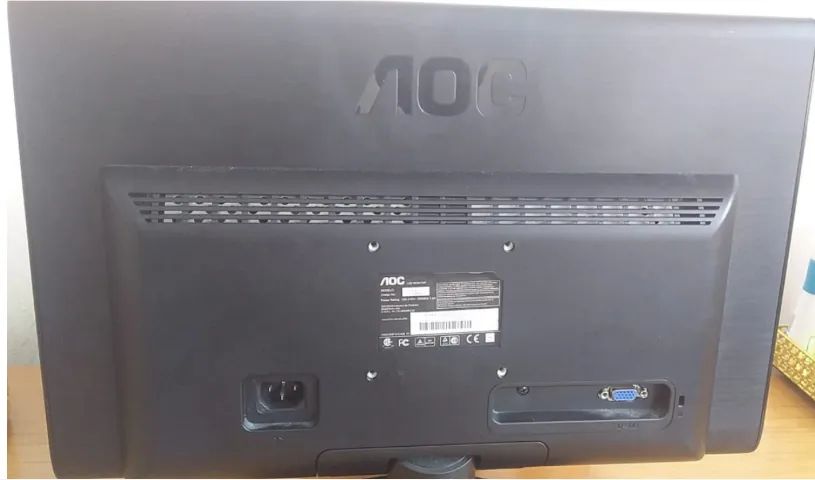 MONITOR AOC VGA 18,5 POLEGADAS - Foto 4