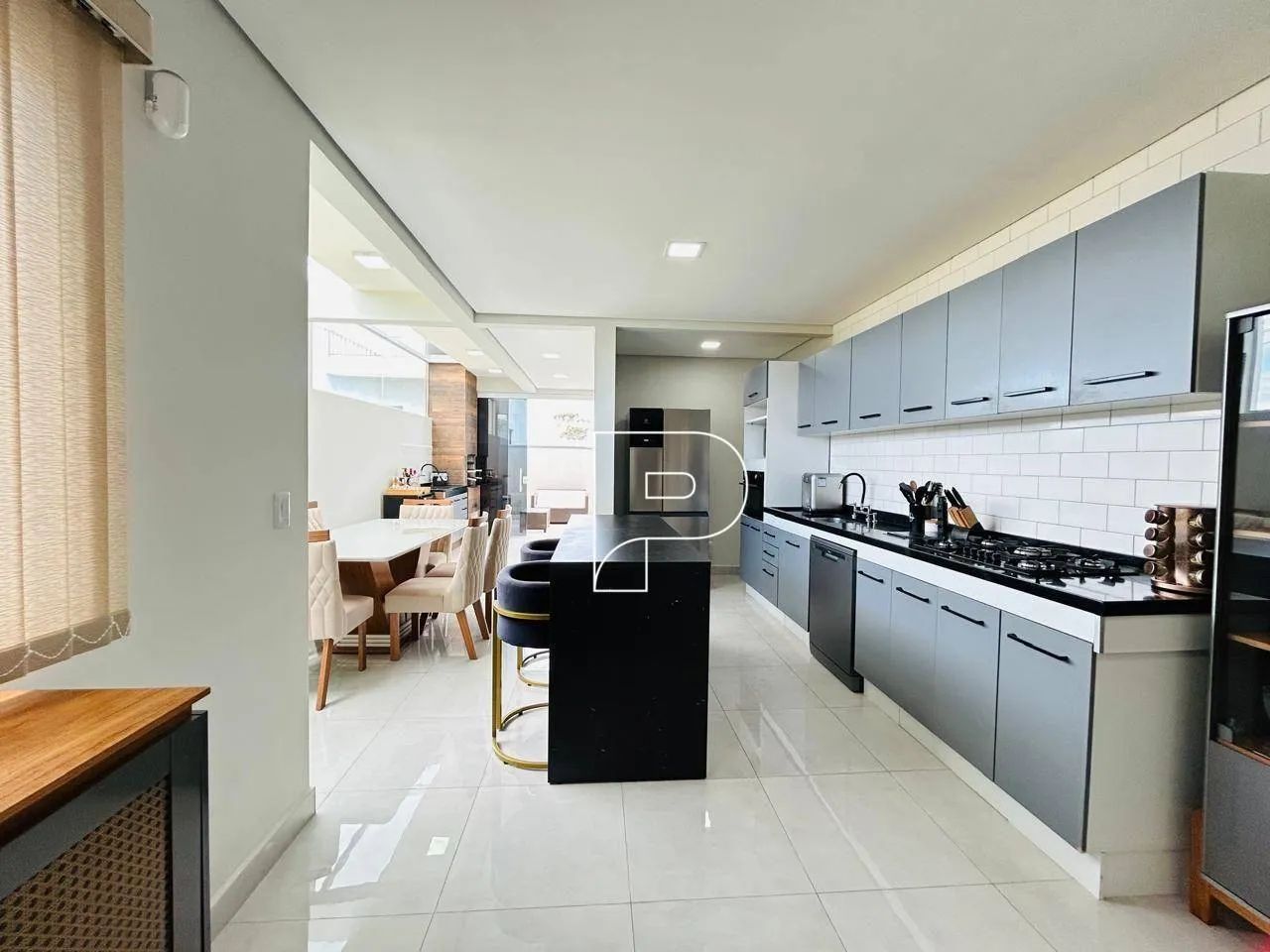 Casa Mobiliada à Venda no Condomínio Terra Nobre  Granja Viana - Foto 6