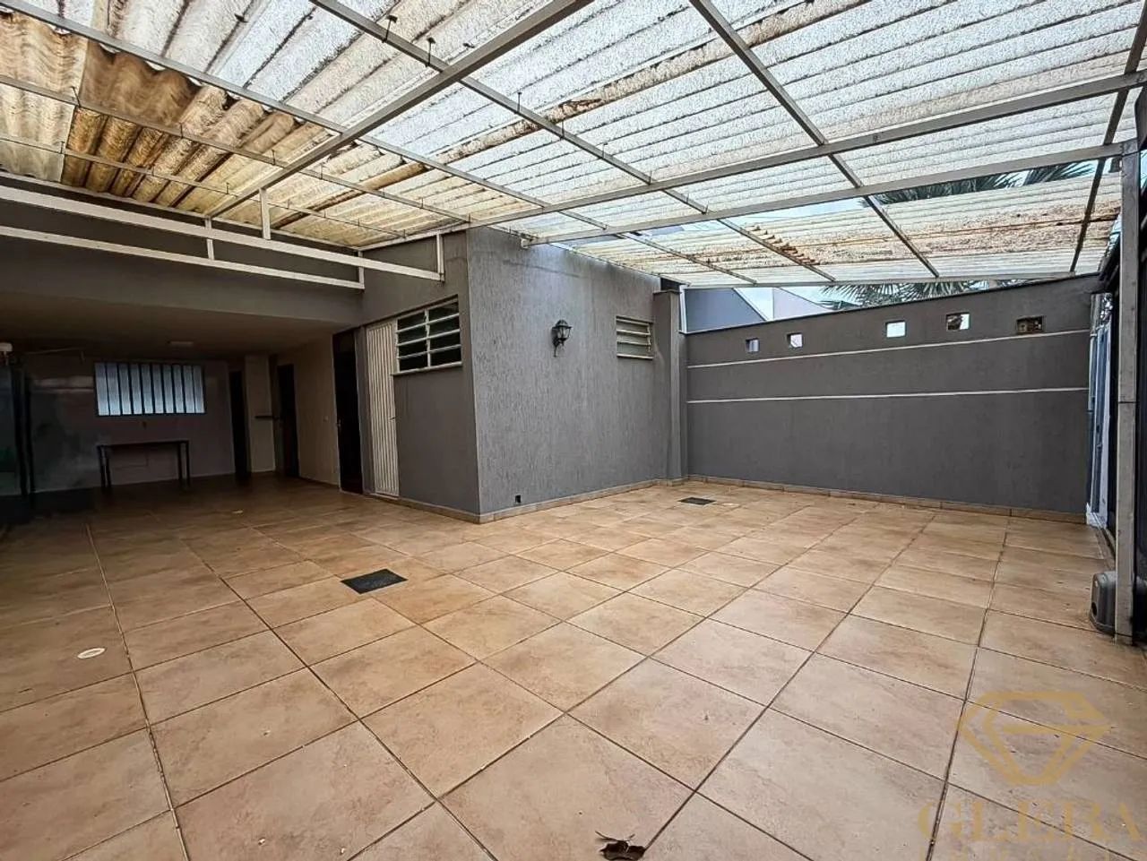 Casa á venda com 4 dormitórios no Petrópolis, Londrina/PR - Foto 2