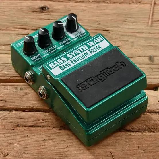 Pedal Digitação Bass Synth Wah - Equipamentos e Acessórios de Som