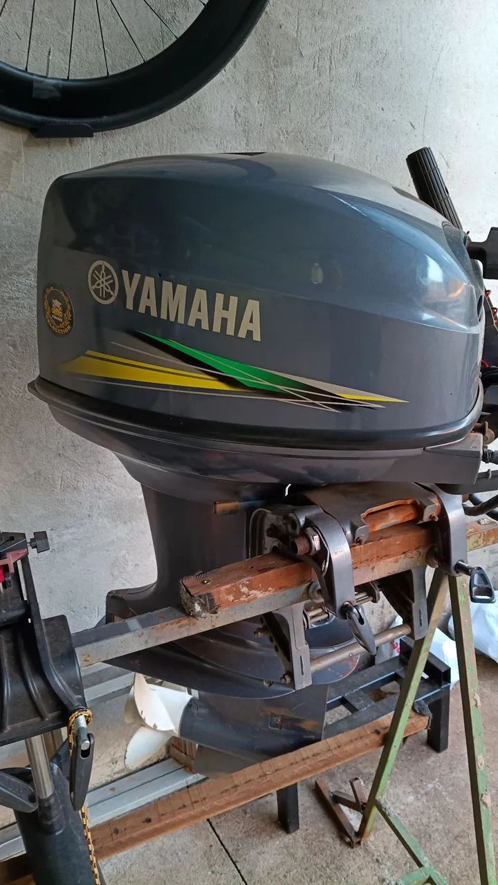 Vendo Yamaha 40HP partida elétrica  - Foto 2