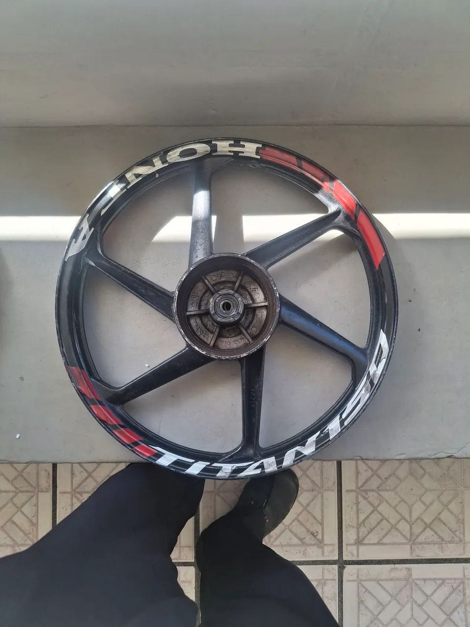 PAR DE RODAS DE MOTO 125/150 TITAN - Foto 3