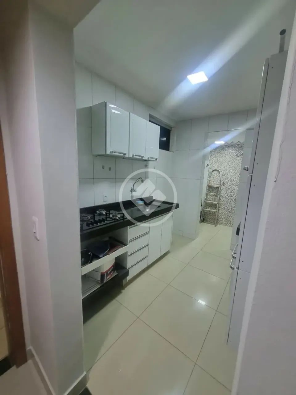 Apartamento no Parque Oeste industrial codigo: 374102