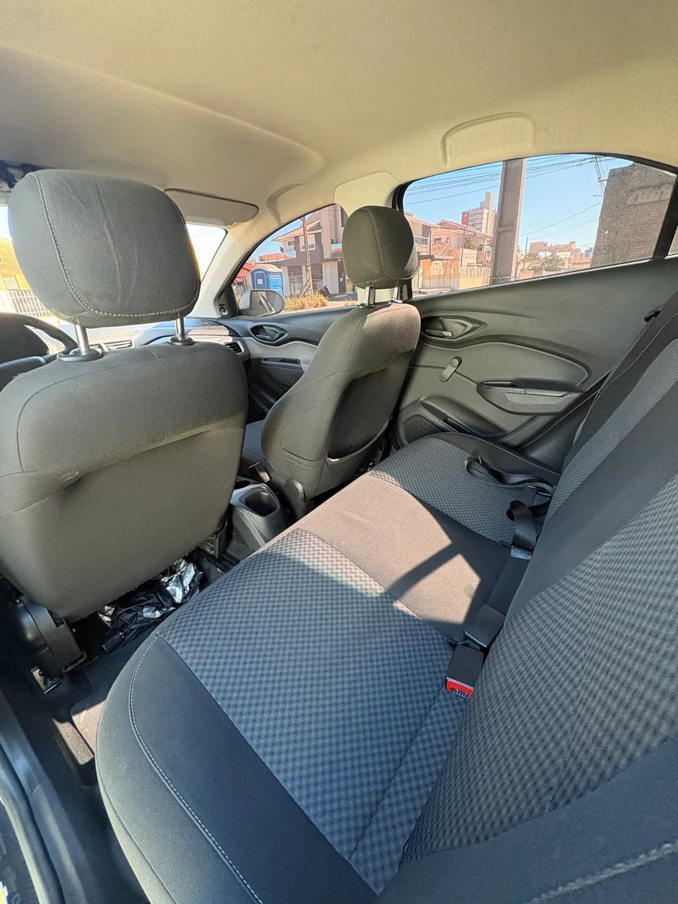 Chevrolet Onix Hatch LT 1.4 8V Flex Mec. 4P 2018 - Foto 3