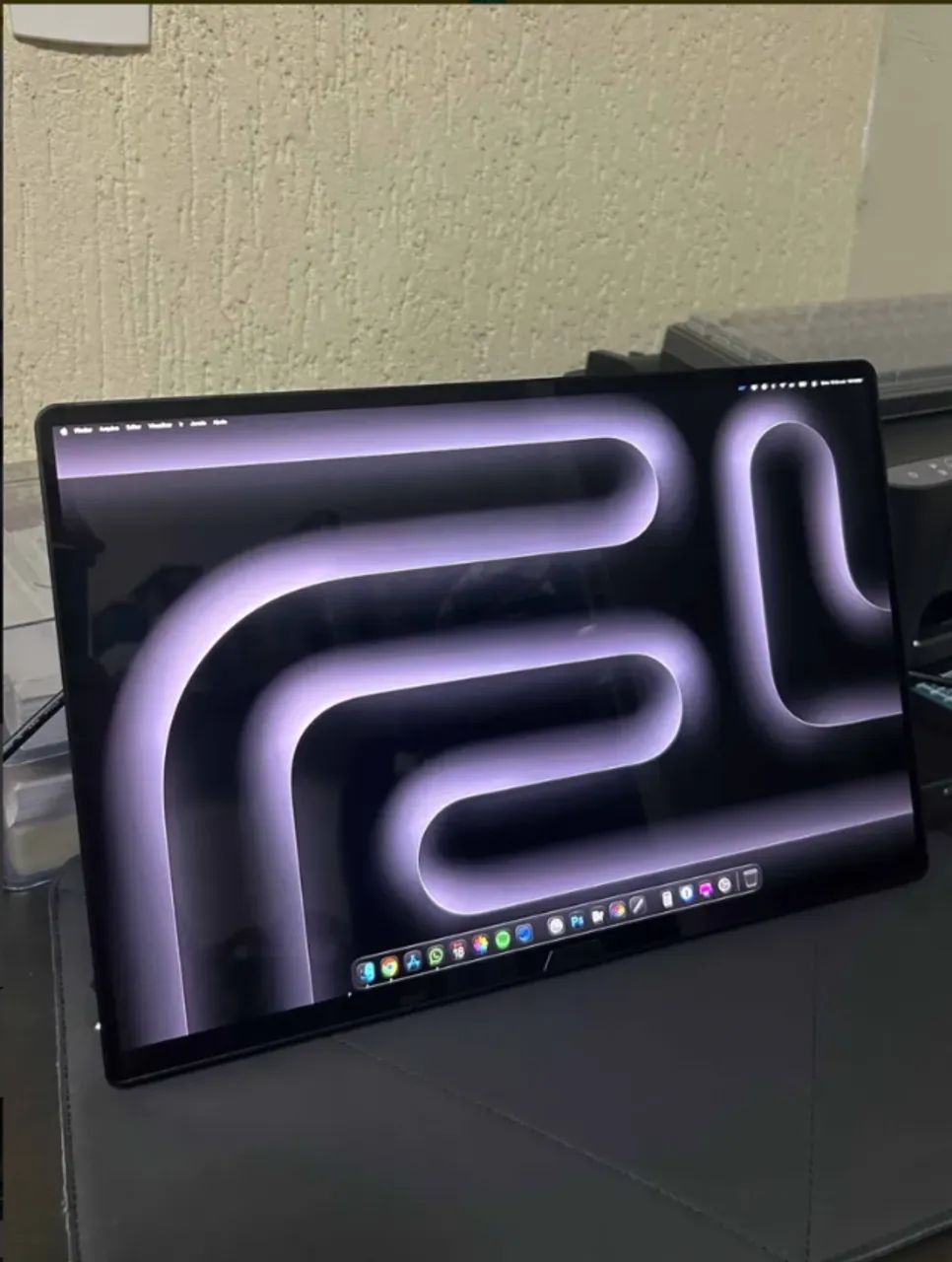 Monitor Portátil Oled 4k 15.6"