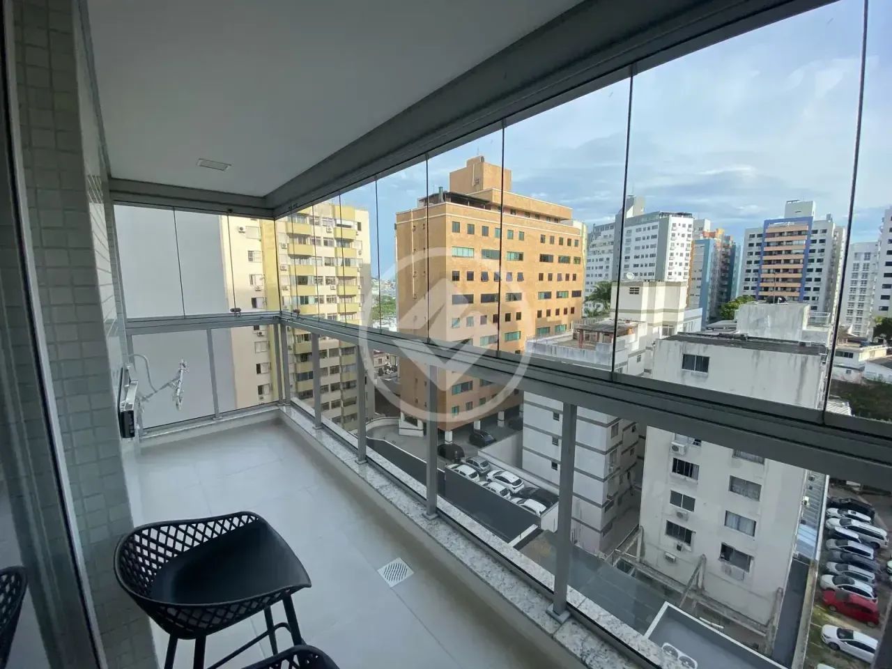Imóvel para venda possui 73 metros quadrados com 2 quartos em Centro - Florianópolis - SC