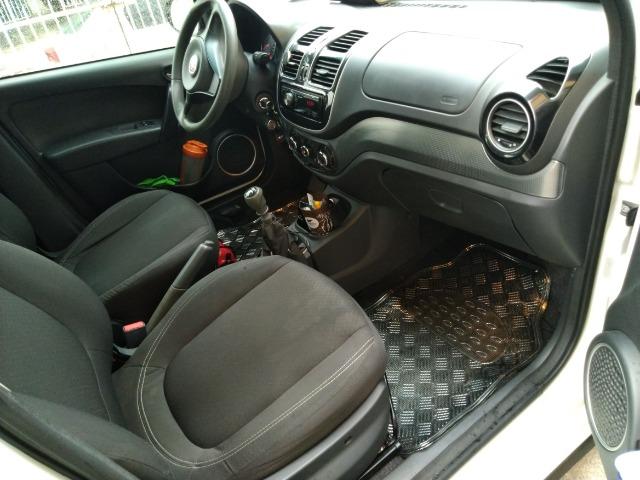 Gran Siena Attractive 1.4 8v 2015 GNV 3ºG 16m³ - Foto 8