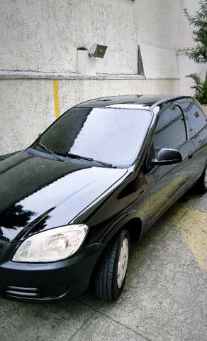Vendo Celta 1.0 preto - Único dono! Oportunidade imperdível! - Foto 8