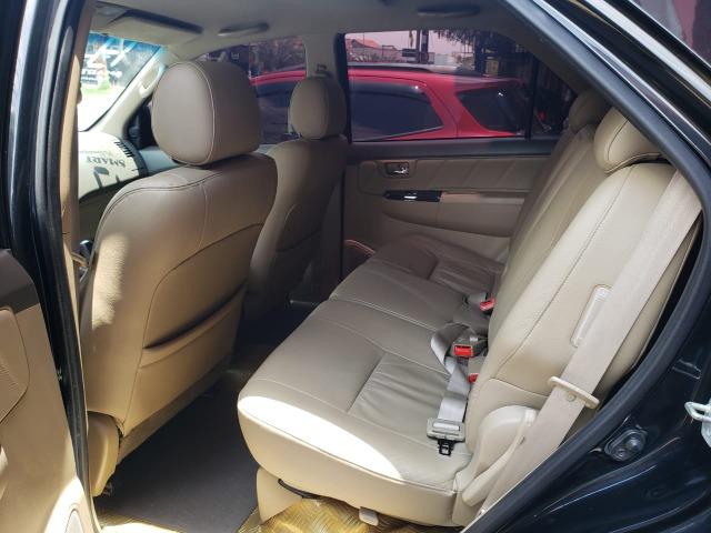 Toyota SW4 SRV 3.0 4X4 2013/2013 Preta - Foto 8