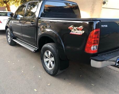 Toyota Hilux Sr automático 3.0 gasolina - Foto 5