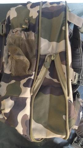 Mochila camuflada