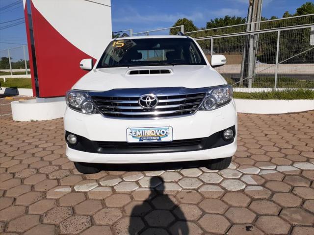 TOYOTA HILUX SW4 3.0 SRV 4X4 16V TURBO INTERCOOLER DIESEL 4P AUTOMÁTICO