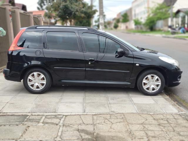 Peugeot 207 SW XR 1.4 Flex 2011 - Foto 3