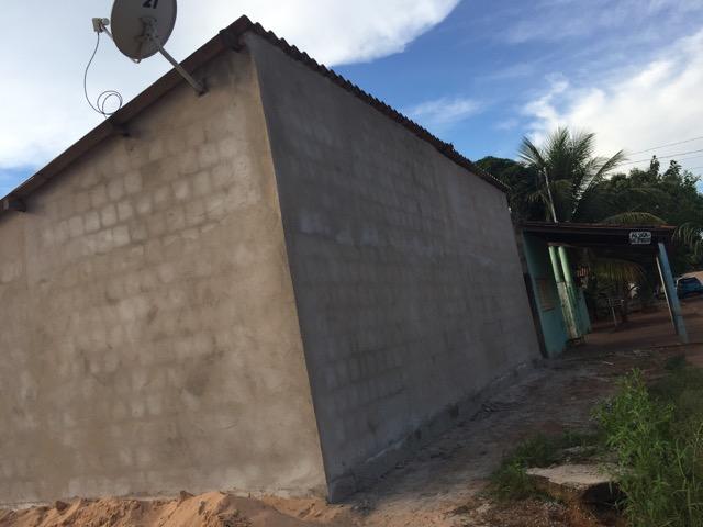 Terreno de esquina com duas casas 300m2 - Foto 3