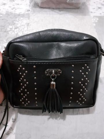 Pequena bolsa lateral - Preta