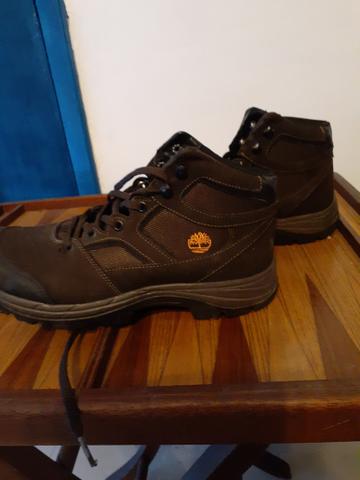Tênis Bota trilha 42 - Foto 2
