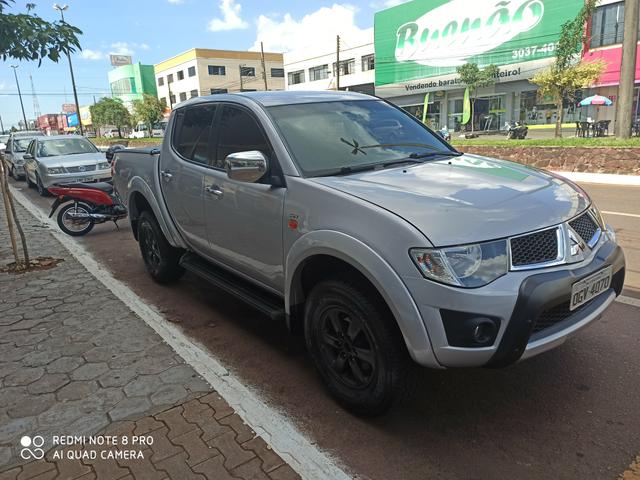 MITSUBISHI Triton L200 hpe automática