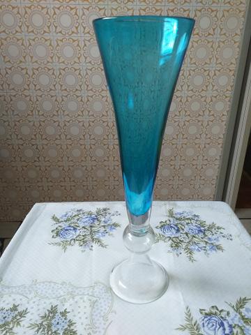 Linda jarra de vidro azul transparente. Para decoração. - Foto 2